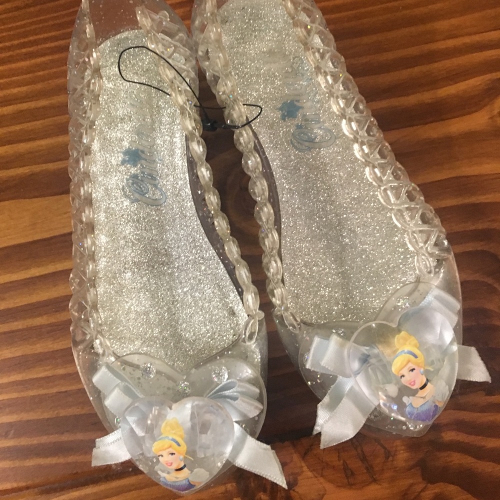Dress up Cinderella shoes for toddler